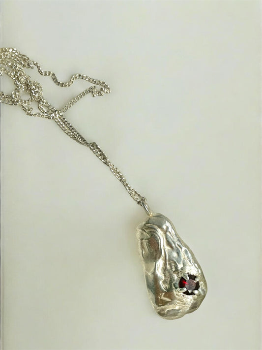 Kiki necklace