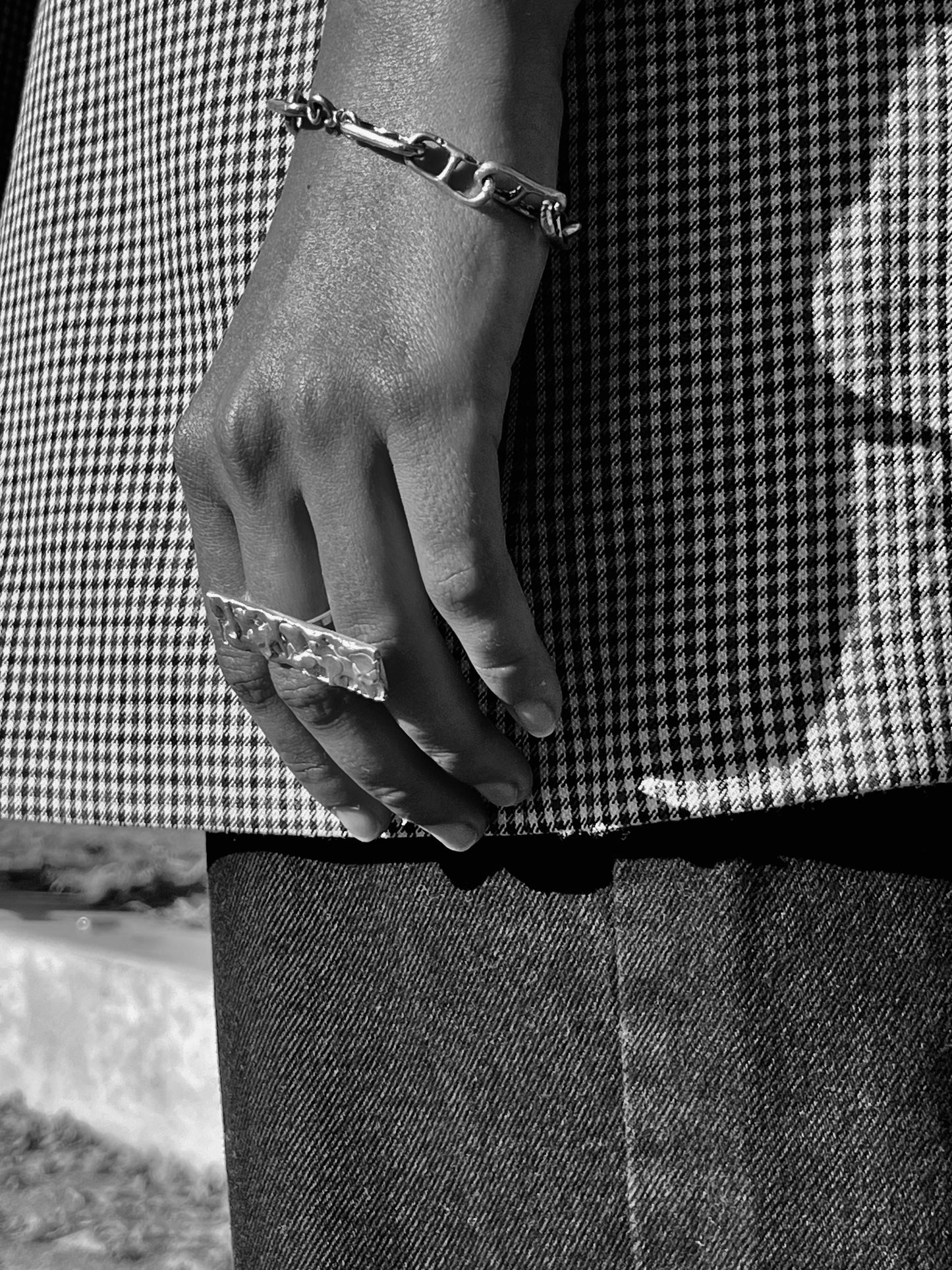 Roca 2 finger ring